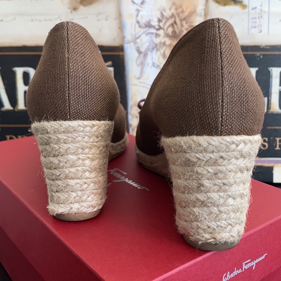 Salvatore Ferrgamo Womens Wedge Sz 9 - Picture 5 of 9